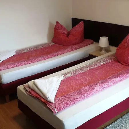 Apartmenthaus Beim Lkh I Free Parking I Self Check-in