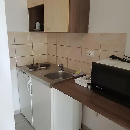 Apartmenthaus Beim Lkh ゲストハウス グラーツ