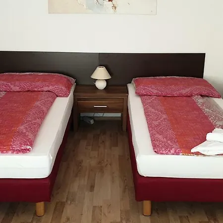 Apartmenthaus Beim Lkh ゲストハウス グラーツ
