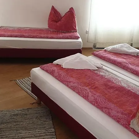 Apartmenthaus Beim Lkh I Free Parking I Self Check-in Гостьовий будинок Грац