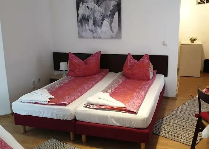 Apartmenthaus Beim Lkh I Free Parking I Self Check-in * גראץ